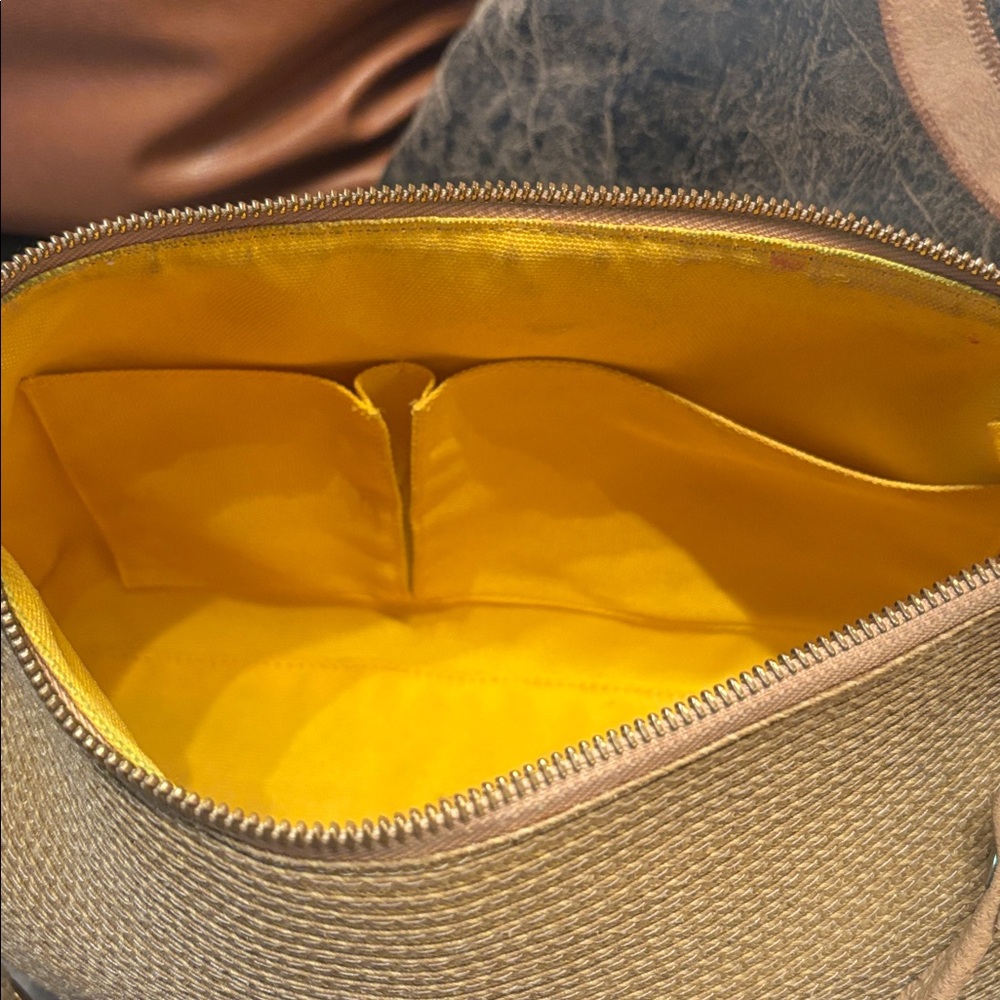 Eric Javits Chain-Link Jute Shoulder Bag - Picture 4 of 12